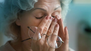 Doenças que afetam a visão: Quais são e como se prevenir catarata refrativa